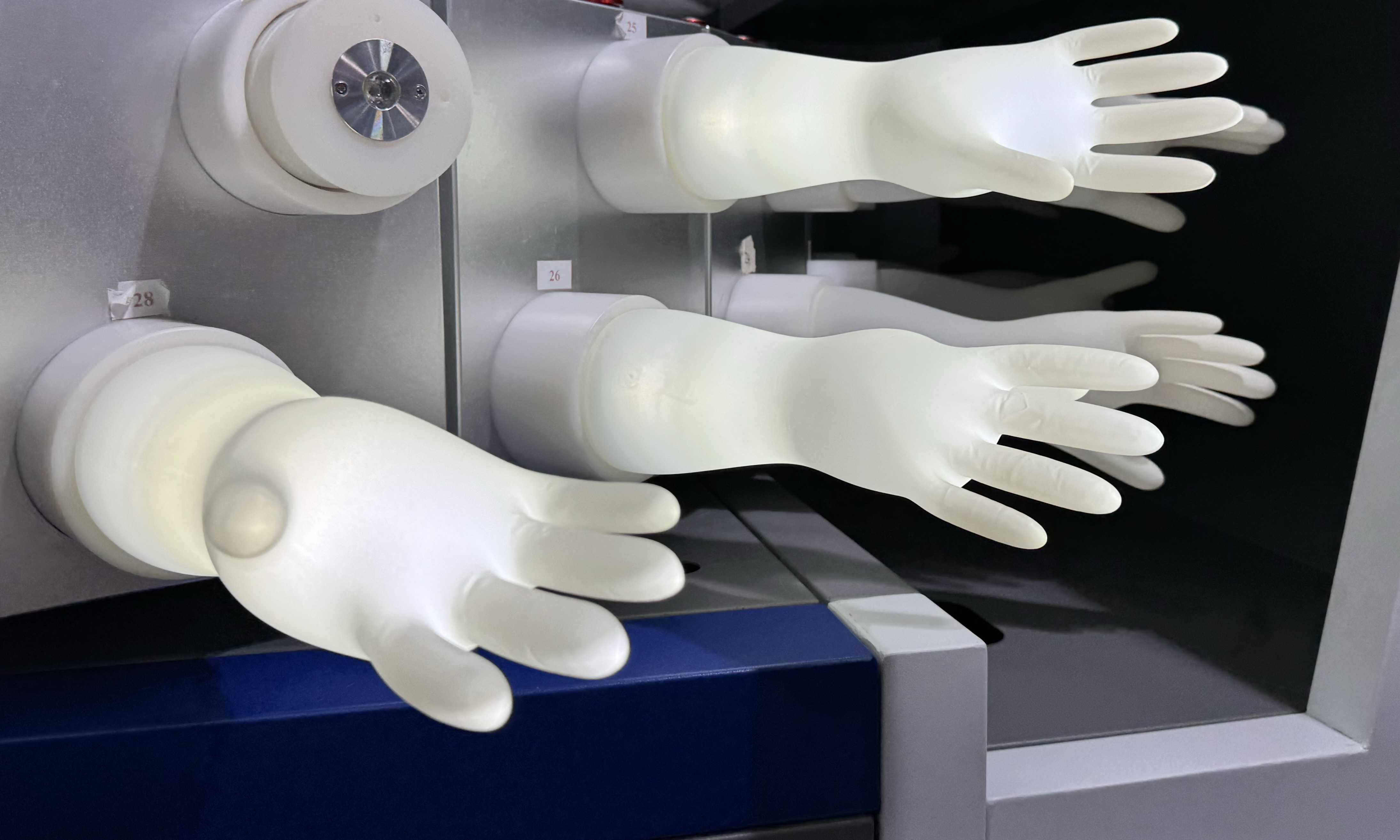 Logo PT. Universal Gloves - Platform Lowongan Kerja